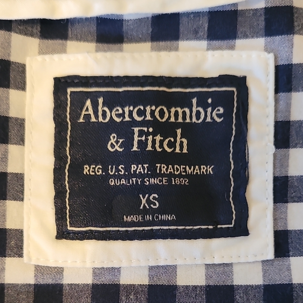 Abercrombie & Fitch Navy and White Checkered Button Down Shirt - Picture 2 of 4